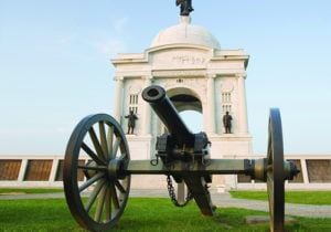 Cannon on battlefield in Gettysburg