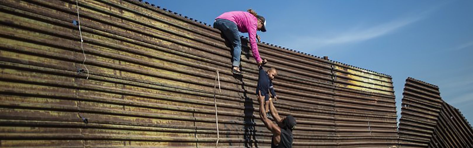 Boarder Wall US Mexico Illegal Immigrants