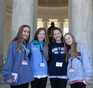Students at Thomas Jefferson Memorial DC